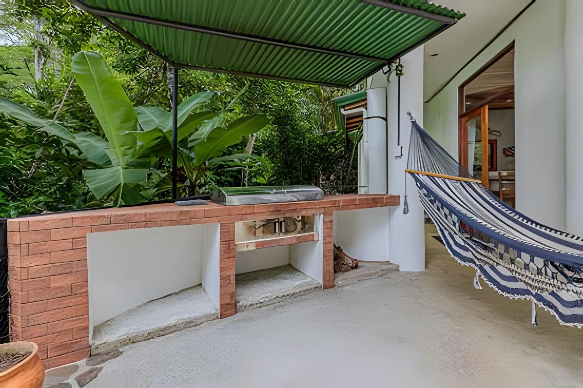 The Jungle Inn Dominicalito Εξωτερικό φωτογραφία